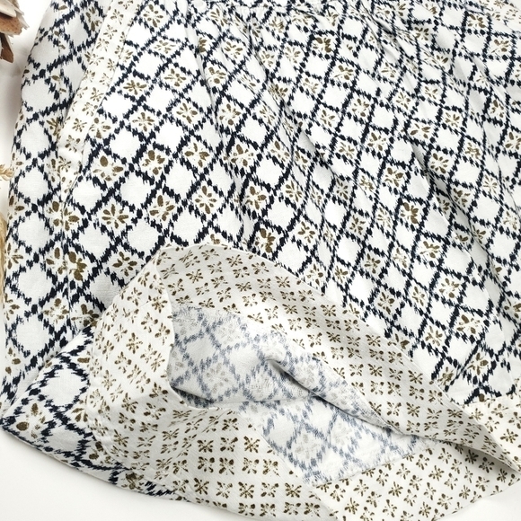 Loft Off White Blue Green Patterned Pocketed Skirt Sz 2 - Picture 3 of 12